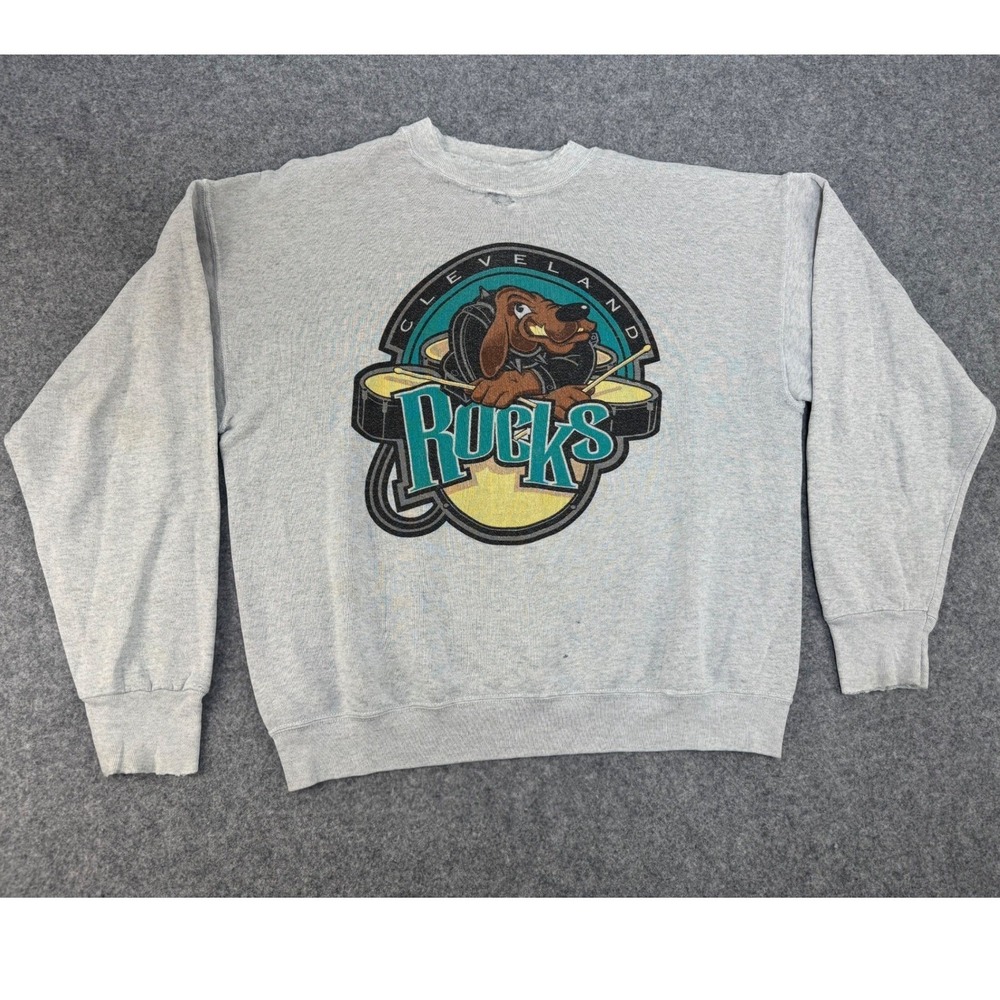 Vintage Y2K Distressed Cleveland Rocks Graphic Crew Neck Mens